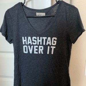 Abercrombie & Fitch Loose Fit V-Neck T-Shirt